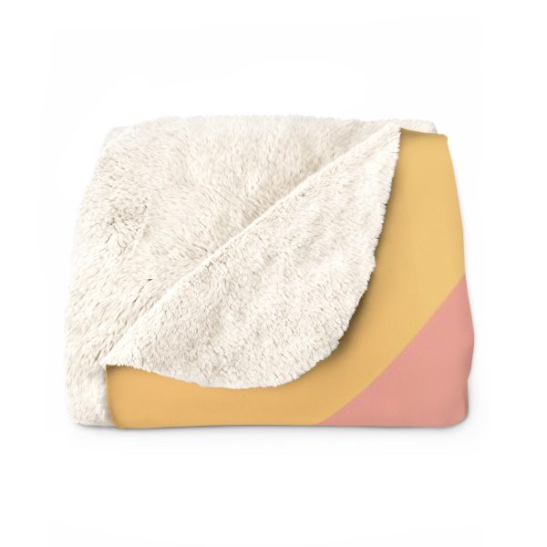 Soft Geometric Pyramid 03 - Sherpa Fleece Blanket - Image 6