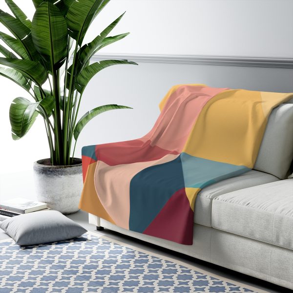 Soft Geometric Pyramid 03 - Sherpa Fleece Blanket - Image 7