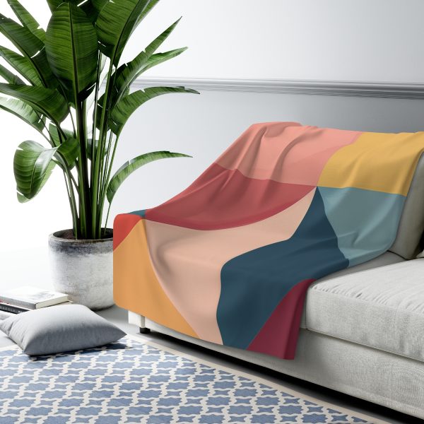 Soft Geometric Pyramid 03 - Sherpa Fleece Blanket - Image 3