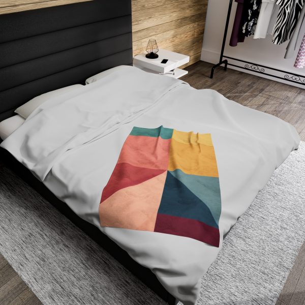 Soft Geometric Pyramid 01 - Velveteen Plush Blanket - Image 12