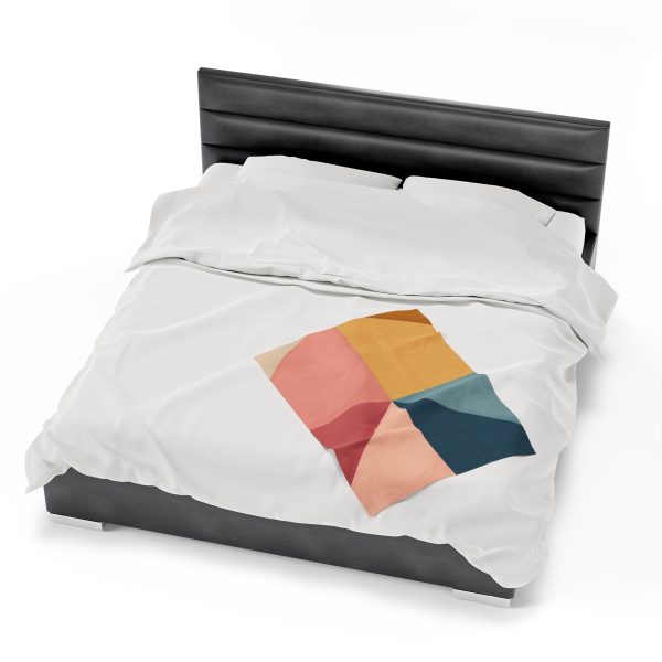 Soft Geometric Pyramid 02 - Velveteen Plush Blanket - Image 14