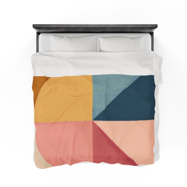 Soft Geometric Pyramid 02 - Velveteen Plush Blanket - Image 8